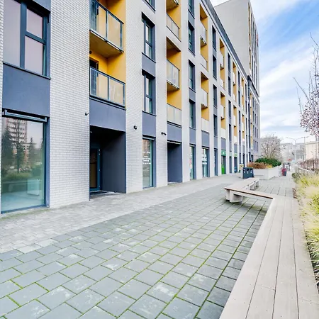 Legnicka Residnce 17b Adam I Ela * Wroclaw