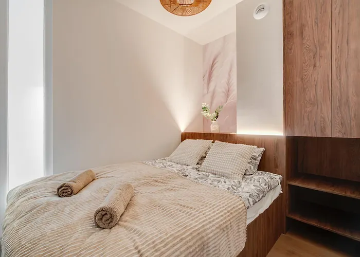 Legnicka Residnce 17b Adam I Ela * Wroclaw