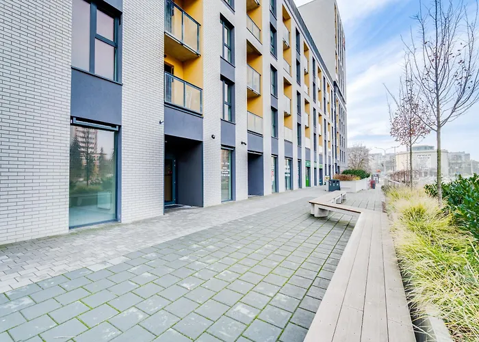 Legnicka Residnce 17b Adam I Ela * Wroclaw